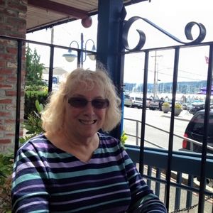 Meet your Posher, Beverly